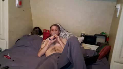 horneyfuck690 online show from November 27, 4:25 am