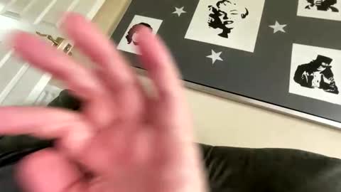 Snapshot of horny_147 chatting on June 6, 3:28 pm Cum suck Me off online show from June 6, 3:28 pm