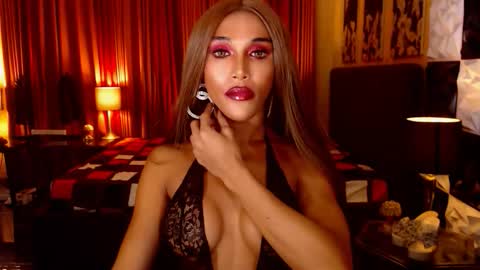 Snapshot of horny_ayahh chatting on October 20, 1:17 am horny_ayahh online show from October 20, 1:17 am
