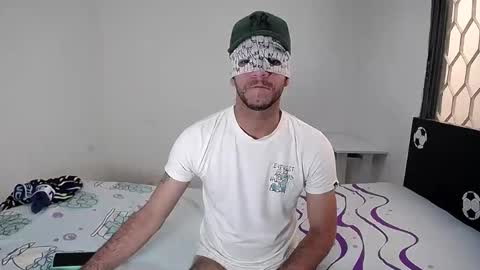 Snapshot of horny_dirty_bigcock chatting on November 23, 9:25 pm BoyHornyDirty online show from November 23, 9:25 pm