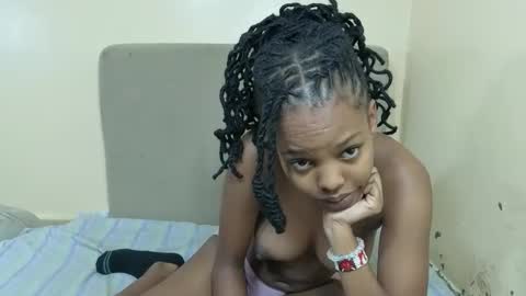 horny_ebonies online show from February 23, 1:14 am