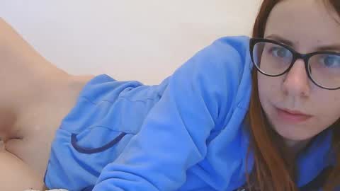 Snapshot of horny_hey chatting on May 3, 5:57 am Serena online show from May 3, 5:57 am