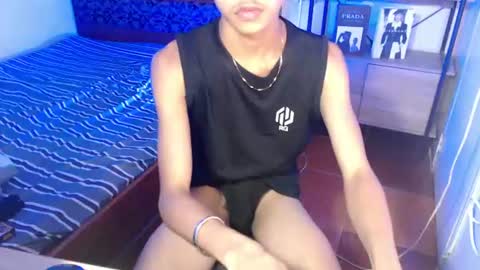 Snapshot of horny_joshxxx chatting on June 26, 8:46 pm horny_joshxxx online show from June 26, 8:46 pm