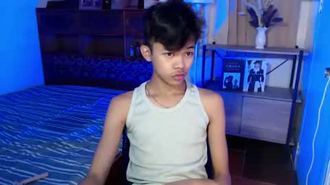 Snapshot of horny_joshxxx chatting on July 5, 11:12 pm horny_joshxxx online show from July 5, 11:12 pm