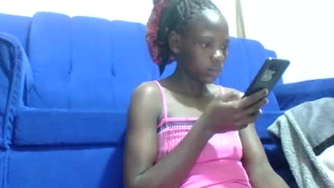 Snapshot of horny_mummie chatting on November 3, 8:10 pm andalia online show from November 3, 8:10 pm