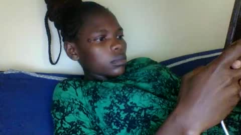 Snapshot of horny_mummie chatting on January 14, 4:29 am andalia online show from January 14, 4:29 am