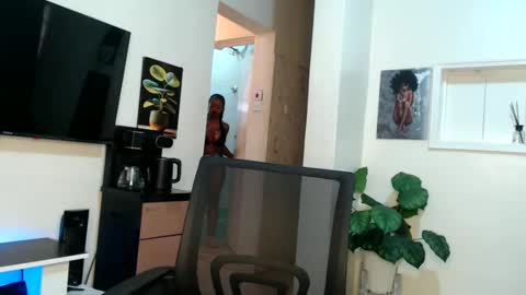 horny_princcess online show from January 29, 8:51 am