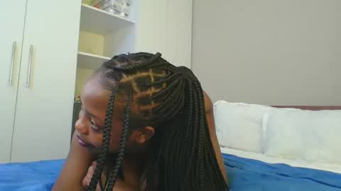 horny_princcess online show from April 15, 6:53 am