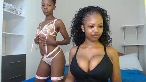 horny_princcess online show from April 22, 5:32 am