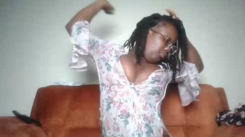 Lucy online show from January 9, 7:33 am