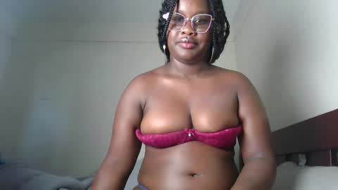 Lucy online show from February 12, 1:17 pm