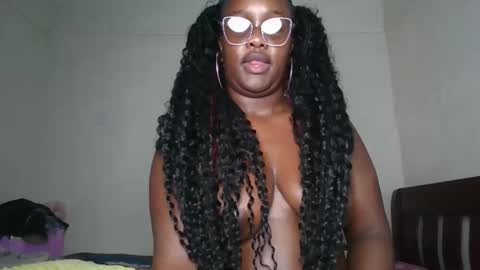 Lucy online show from March 1, 12:12 am