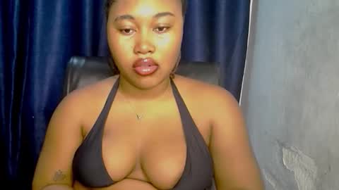 Miss Zanele online show from November 23, 12:38 pm