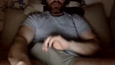 horny_thick_cock online show from May 3, 1:00 am