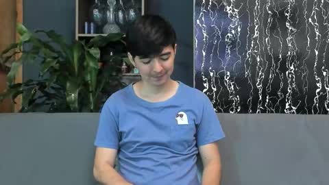 Snapshot of horny_twinks_guys chatting on November 23, 7:57 pm Alex and Camilo online show from November 23, 7:57 pm