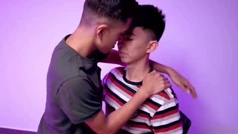 Snapshot of horny_twinks_guys chatting on December 1, 2:55 pm Alex and Camilo online show from December 1, 2:55 pm