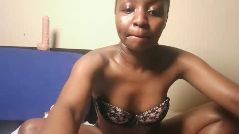 Snapshot of horny_wet_baby chatting on May 31, 2:57 pm Bellah online show from May 31, 2:57 pm