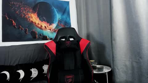 Snapshot of horny_yo chatting on March 13, 3:02 am Max online show from March 13, 3:02 am