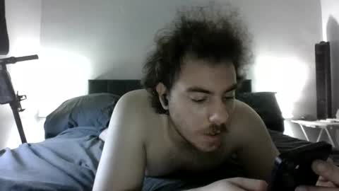 Snapshot of hornyandhot4u2 chatting on July 2, 11:05 am HornyandHot4U2 online show from July 2, 11:05 am
