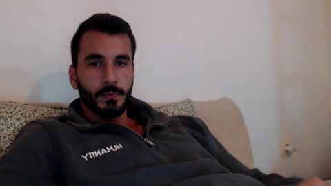 Snapshot of hornyasfuckk33 chatting on December 10, 12:17 am hornyasfuckk33 online show from December 10, 12:17 am