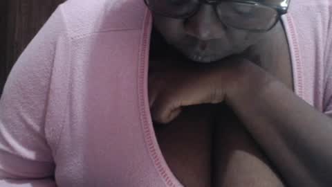 Snapshot of hornybigtitts chatting on July 13, 8:22 pm monica zain online show from July 13, 8:22 pm