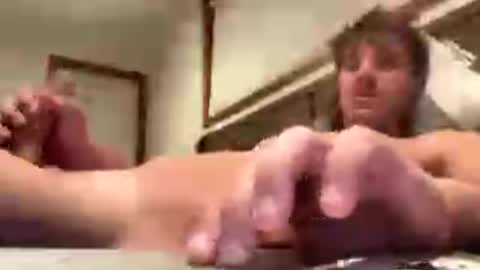Snapshot of hornyboi186 chatting on July 9, 12:31 pm hornyboi186 online show from July 9, 12:31 pm