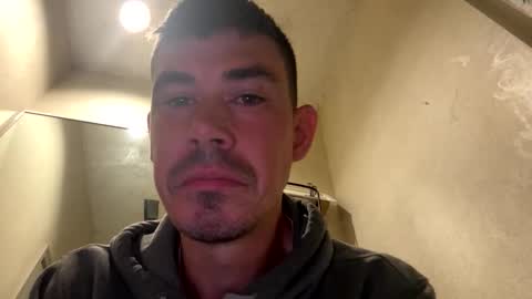 Justin 7 inches online show from April 26, 2:48 pm