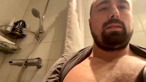 Snapshot of hornyboobman93 chatting on January 20, 2:14 pm hornyboobman93 online show from January 20, 2:14 pm