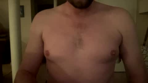 Snapshot of hornybottomdaddy chatting on March 6, 4:41 am hornybottomdaddy online show from March 6, 4:41 am