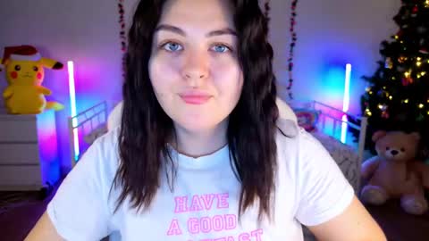 Snapshot of hornycakee chatting on December 9, 9:49 am HornyCakee online show from December 9, 9:49 am