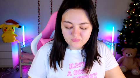 Snapshot of hornycakee chatting on December 29, 9:39 am HornyCakee online show from December 29, 9:39 am