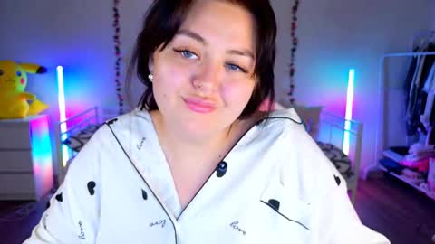 Snapshot of hornycakee chatting on February 17, 9:56 am HornyCakee online show from February 17, 9:56 am