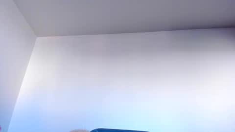 Emma online show from September 22, 5:42 am