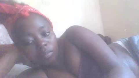 hornygal001 online show from February 14, 11:53 am