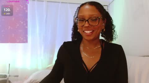 Snapshot of hornylittlehoney chatting on January 31, 3:52 am Horny Little Honey online show from January 31, 3:52 am