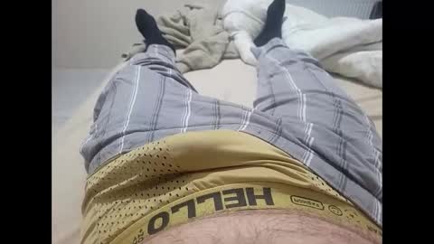 Snapshot of hornyman0605 chatting on June 5, 10:32 am hornyman0605 online show from June 5, 10:32 am