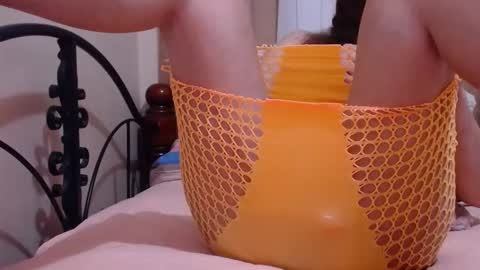 Tyla online show from February 21, 2:34 am