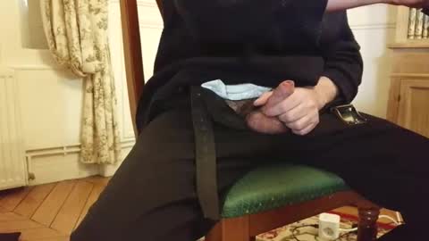 Snapshot of hornyslavefrance chatting on April 8, 7:52 am hornyslavefrance online show from April 8, 7:52 am