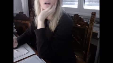 Hornyssima online show from November 4, 10:47 am