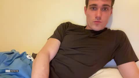 Snapshot of hornytwunk01 chatting on April 15, 9:37 pm hornytwunk01 online show from April 15, 9:37 pm