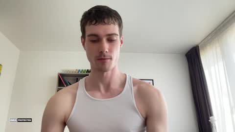 Snapshot of hornytwunk01 chatting on April 20, 8:39 am hornytwunk01 online show from April 20, 8:39 am