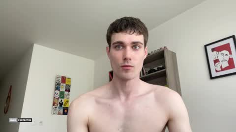 Snapshot of hornytwunk01 chatting on April 23, 8:46 am hornytwunk01 online show from April 23, 8:46 am