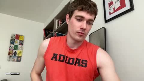 Snapshot of hornytwunk01 chatting on May 19, 8:20 am hornytwunk01 online show from May 19, 8:20 am