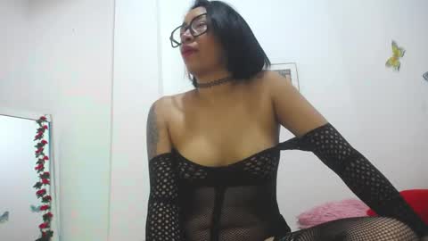 Snapshot of hornywife_ chatting on May 12, 2:14 pm Agatha online show from May 12, 2:14 pm