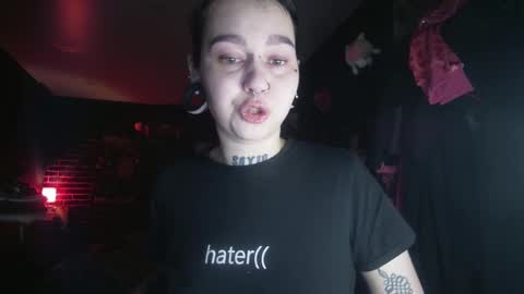 Snapshot of horror_circus chatting on February 25, 1:30 am Messalina Horror online show from February 25, 1:30 am