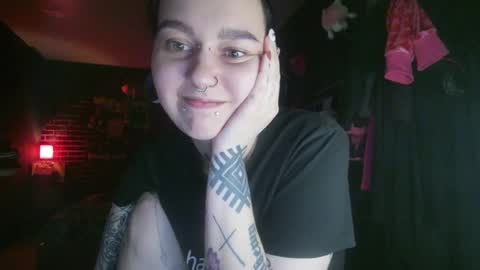 Snapshot of horror_circus chatting on February 25, 4:35 am Messalina Horror online show from February 25, 4:35 am