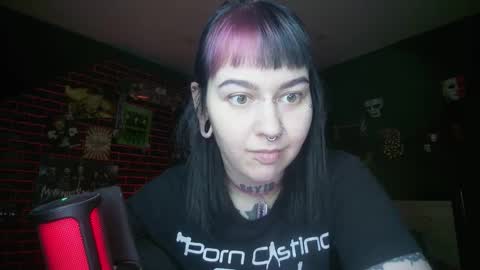 Snapshot of horror_circus chatting on September 13, 12:43 am Messalina Horror online show from September 13, 12:43 am