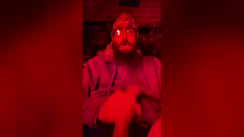 Snapshot of horse9ram5 chatting on December 21, 8:43 am horse9ram5 online show from December 21, 8:43 am