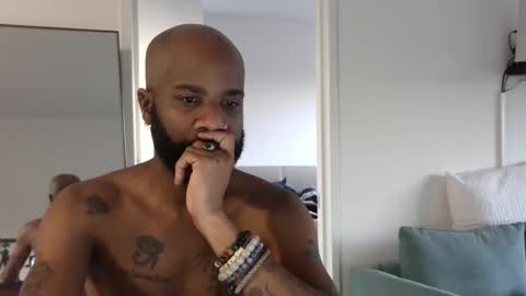 Horus00 online show from December 23, 12:19 pm