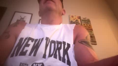 hoss43040 online show from September 9, 12:21 am